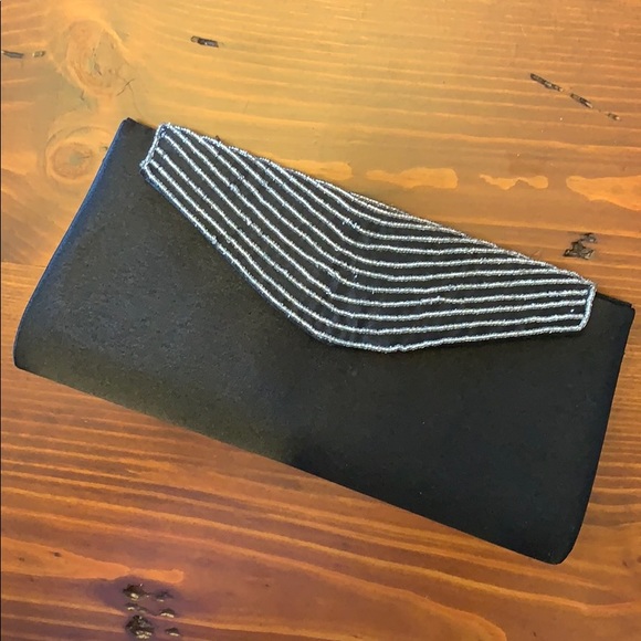 Bijoux Terner - beaded/satin clutch - Picture 1 of 6